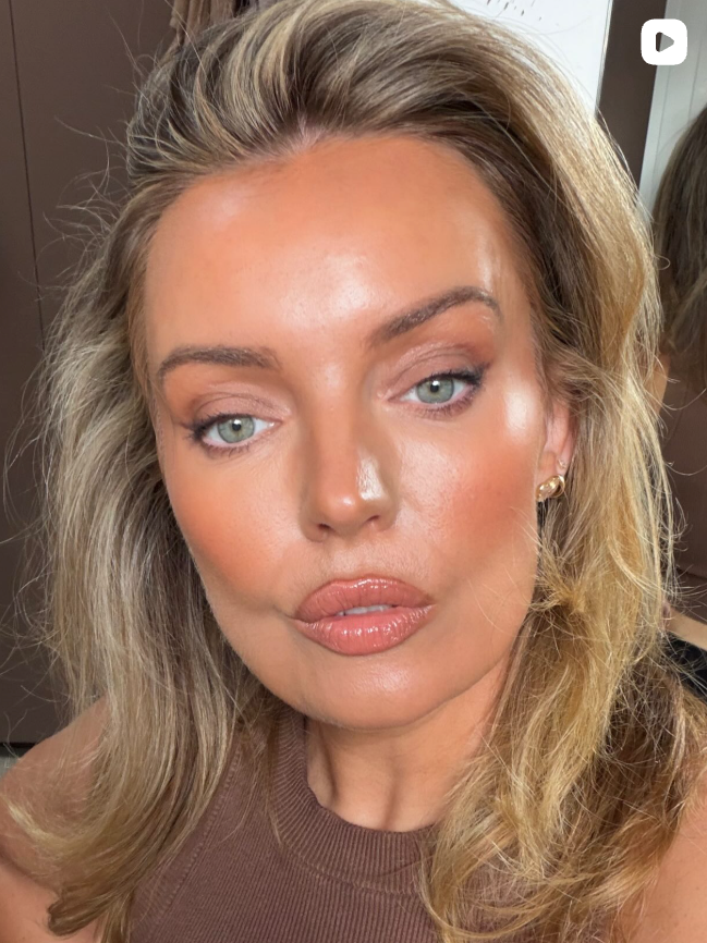 BRONZED GODDESS